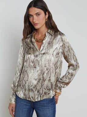 L’AGENCE Tyler Snake Print 100% Silk Button Front Blouse Women’s Medium